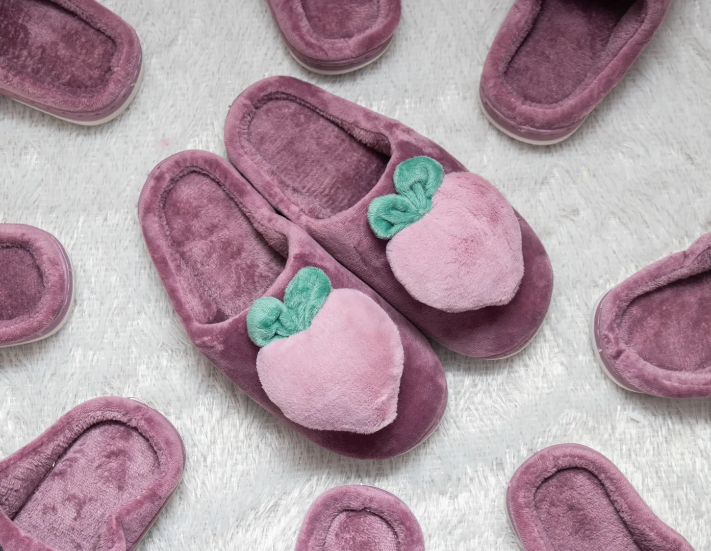 Brauch Women's Purple Fur Heart Apple Winter Slippers