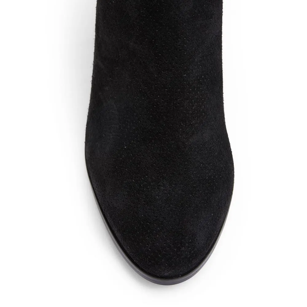 Dart Boot in Black Suede
