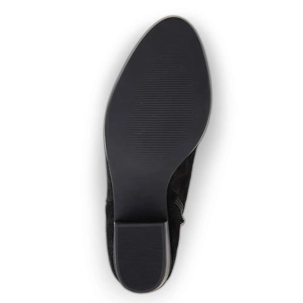 Dart Boot in Black Suede