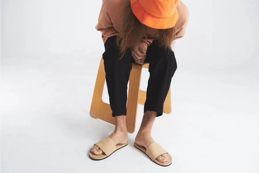 ESSNTLS Mens Slides - Light Soil