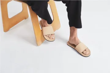 ESSNTLS Mens Slides - Light Soil