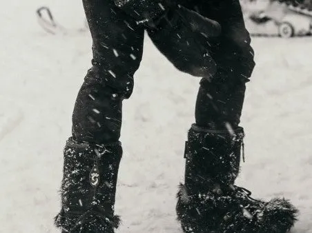 Fourrrures Grenier Black Cow Skin Boots Classic Model -60°C. - Black